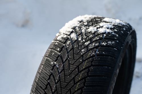 фото протектора и шины WINTERHAWKE I Шина ZMAX WINTERHAWKE I 235/35 R19 91V